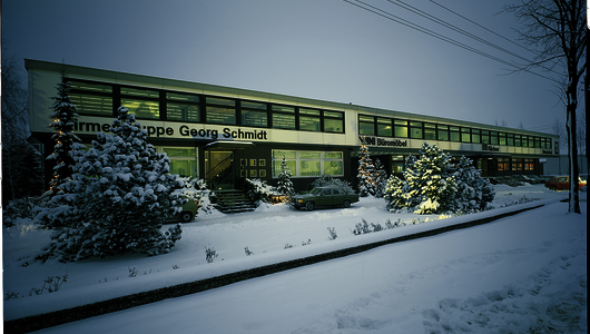 WINI Büromöbel in Marienau – Verwaltung im Schnee
