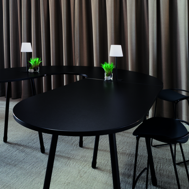 WINEA TEAMS Customizing-Lösung: Stehtisch mit linear verketteter Freiform.