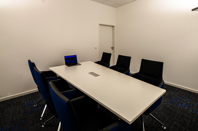 Besprechungstisch mit Elektrifizierung