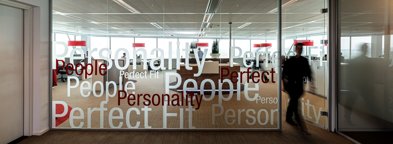 WINI reference open-plan office at Velde Groep/NL