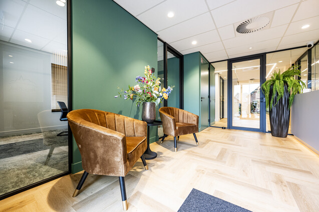 Waiting area reference Regio Bank NL
