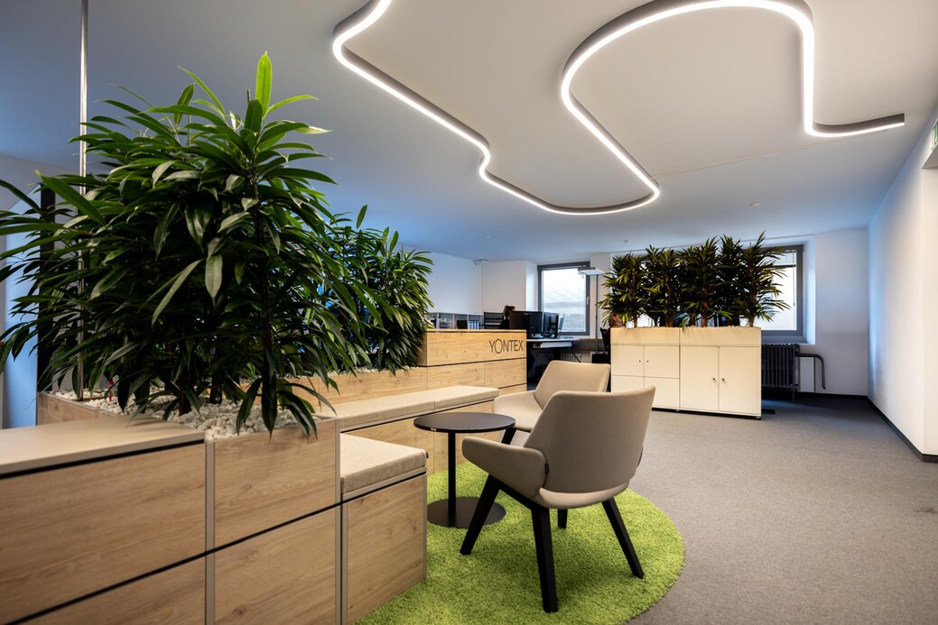 WINEA ELEMENTS with bench and plant stand, as well as side table with chairs