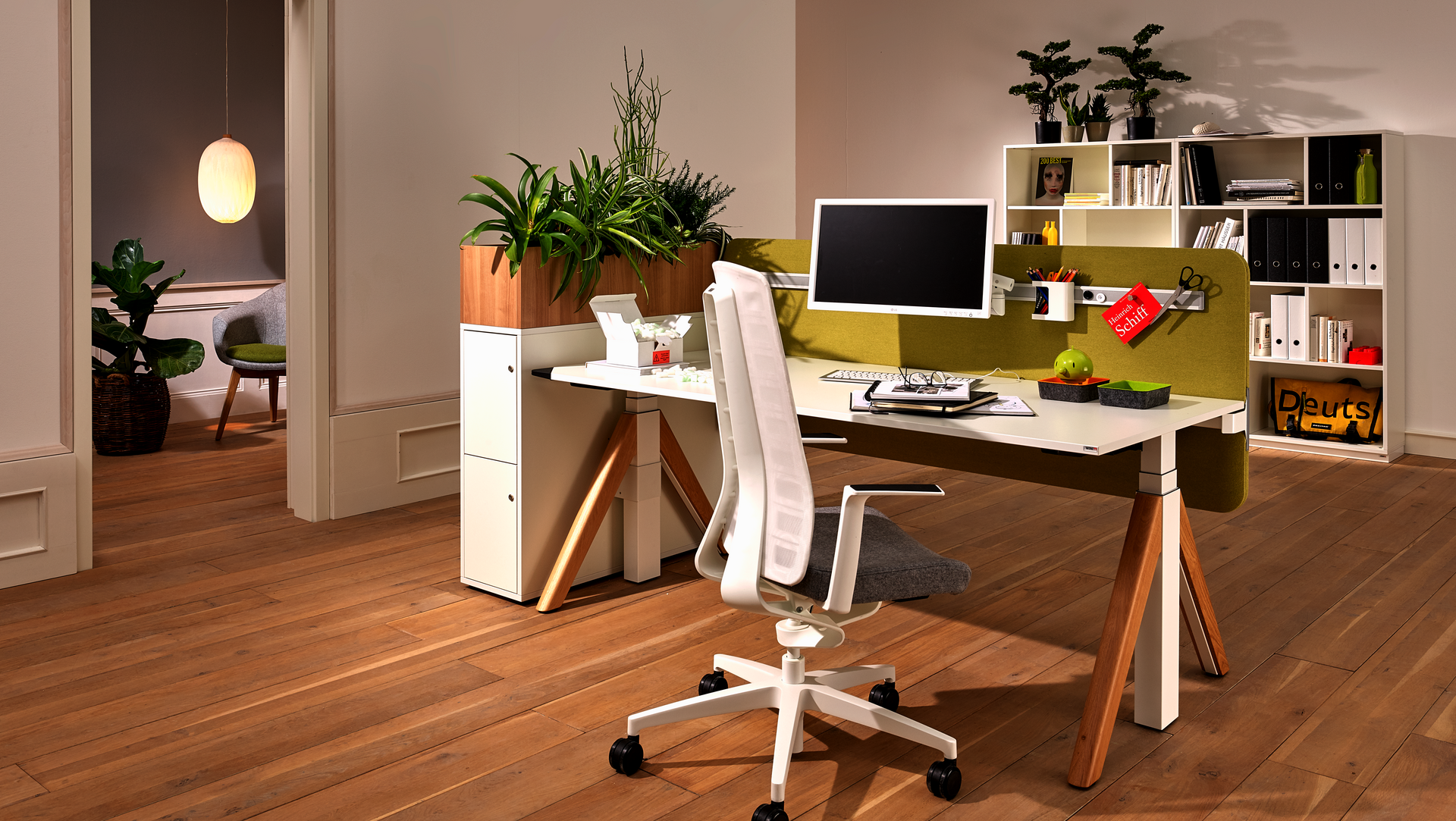 WINEA FLOW A-Fuß Schreibtisch mit WINEA SLIM inkl. Pflanzaufsatz und WINEA MAXX Regal