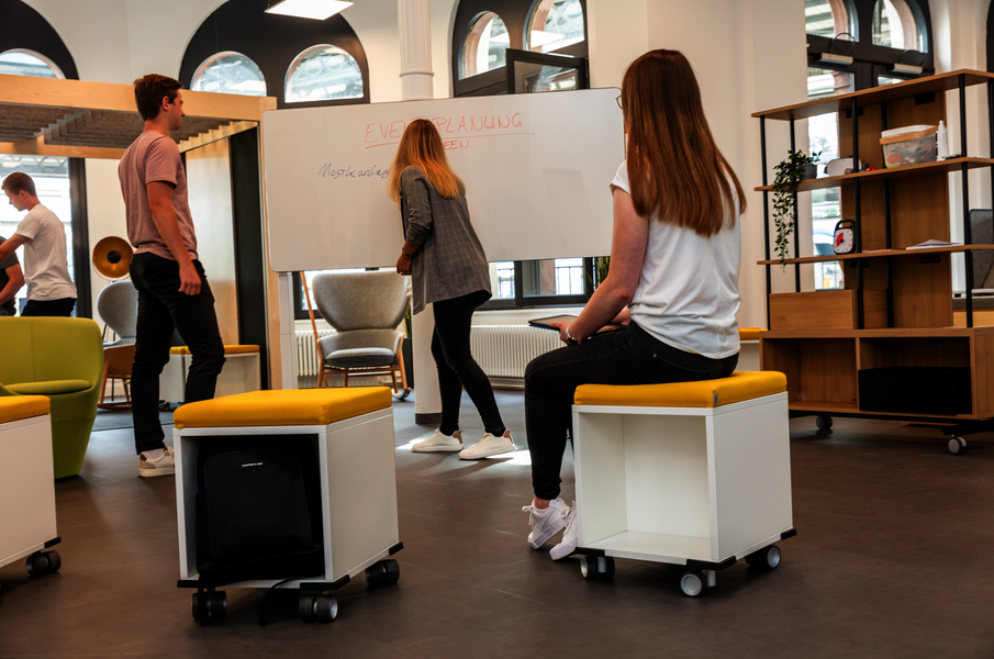 WINEA MAXX REGAL und CONTAINER mit Stauraum