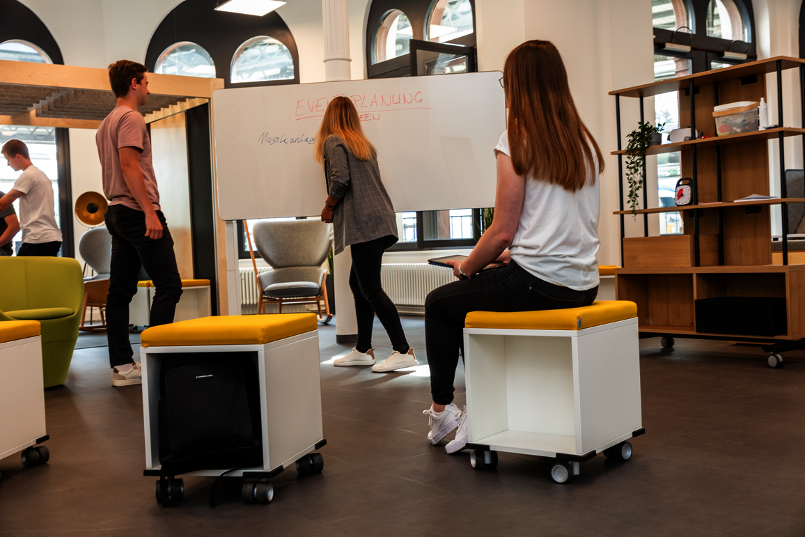 WINEA MAXX REGAL und CONTAINER mit Stauraum