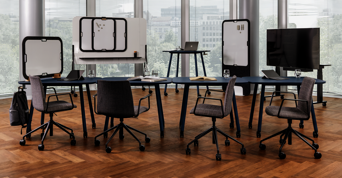 Projektarbeit: WINEA TEAMS mobile Tische mit WINEA FLEX UP Whiteboards