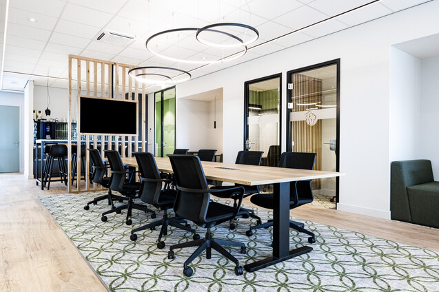  WINEA PRO conference table